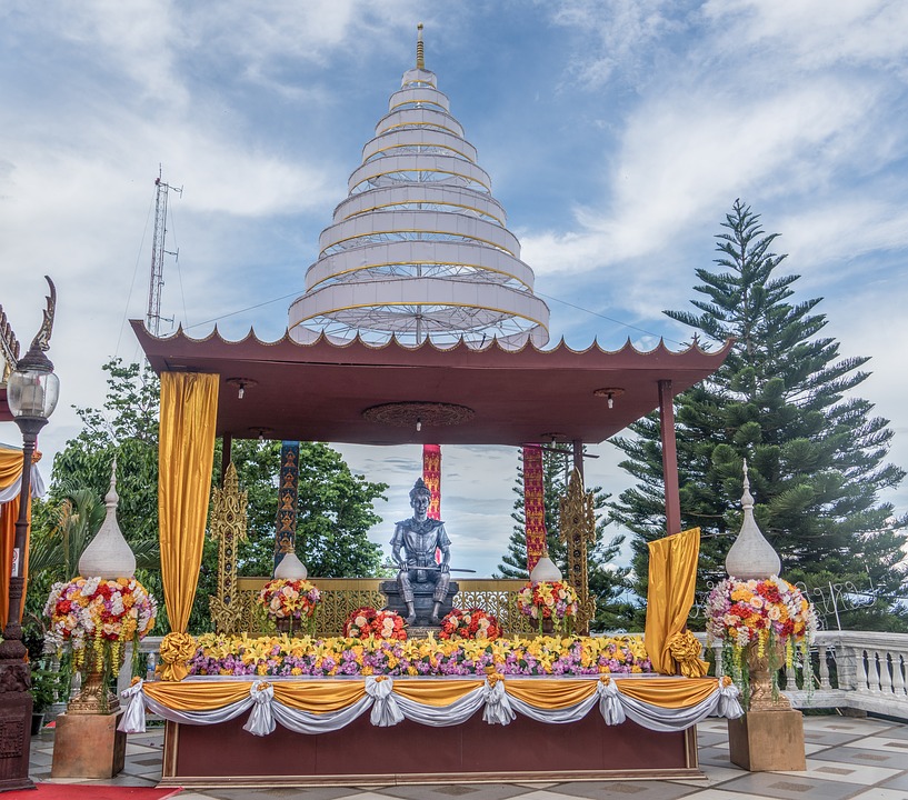 monument, chiang mai, thailand